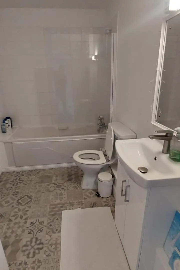 Spacious 1Bd In City Centre 9Mins To Jervis Dublin 0*,